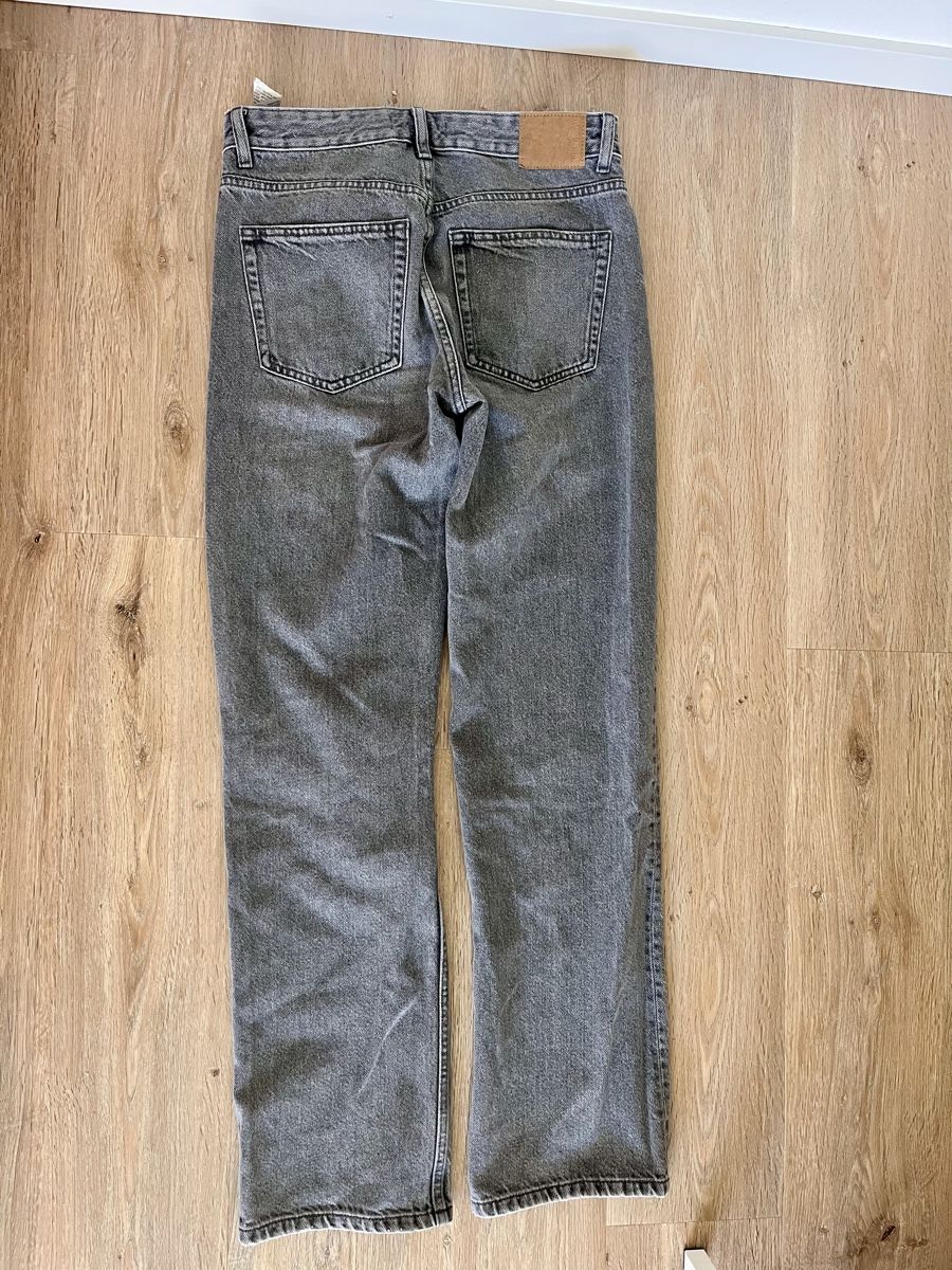 Pull&Bear Jeans: Jean gris Pull&Bear – Usato da Zürich venduto da mat_8l5v 2