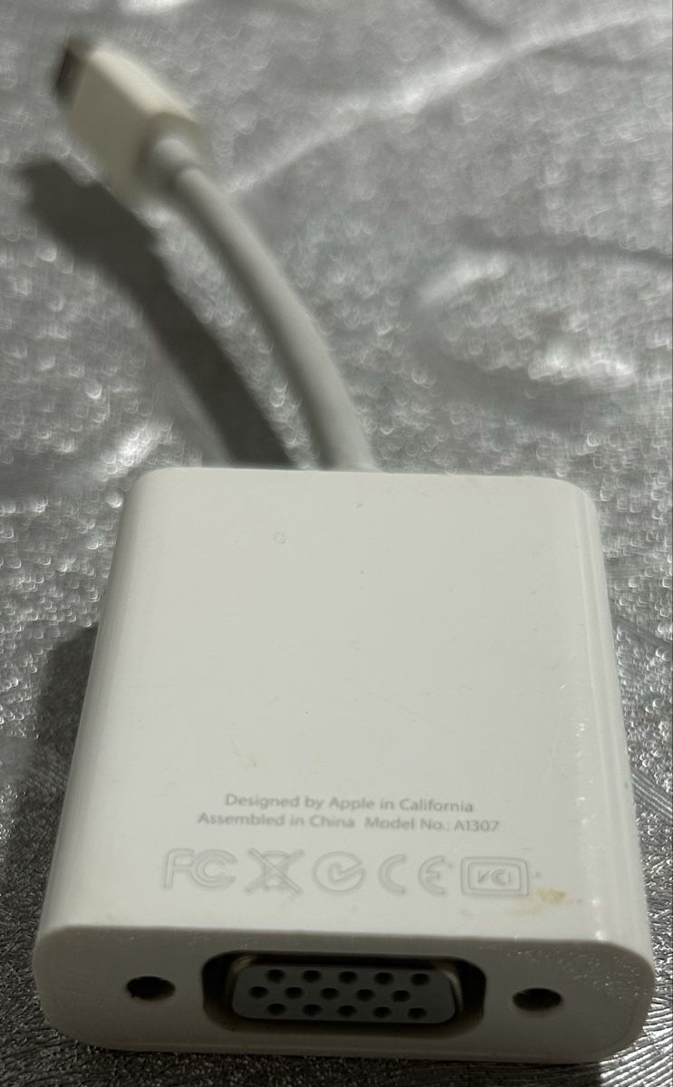 Apple Unità & Adattatore: Apple MODEL A1307 – Usato da granges paccot venduto da RMBS 1