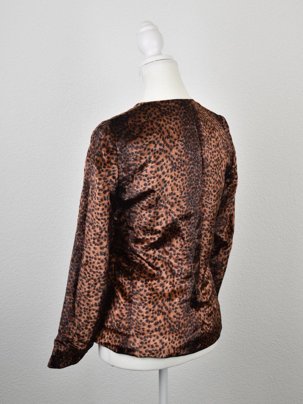 Akris Giacche: Akris Jacke, Samtoptik, Gr.36, neuwertig – Nuovo (secondo la descrizione) da Nürensdorf venduto da 2ND_STORY 3