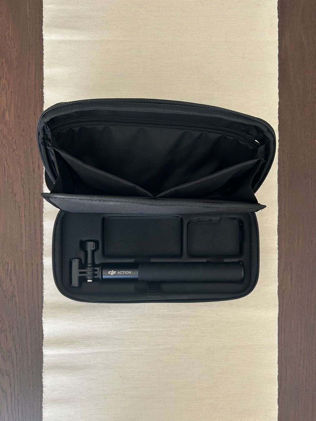DJI Action Cam: Bundle Aventure DJI Osmo Action 5 Pro – Nuovo (secondo la descrizione) da Veyrier venduto da eli_vg62 3