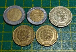 5 Münzen aus Peru