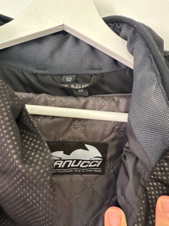 Guterhaltene Vanucci Motorradjacke Gr. 52 - wenig getragen