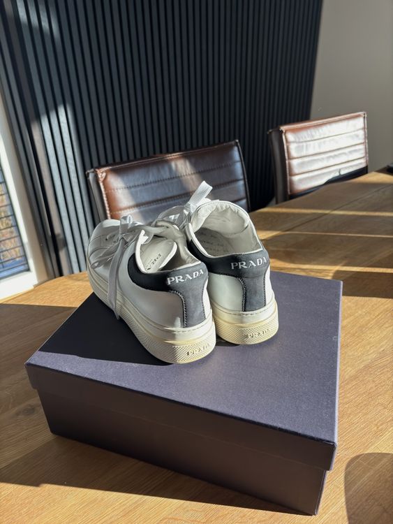 Prada Sneaker Gr. 38 / Leder weiss/schwarz 2