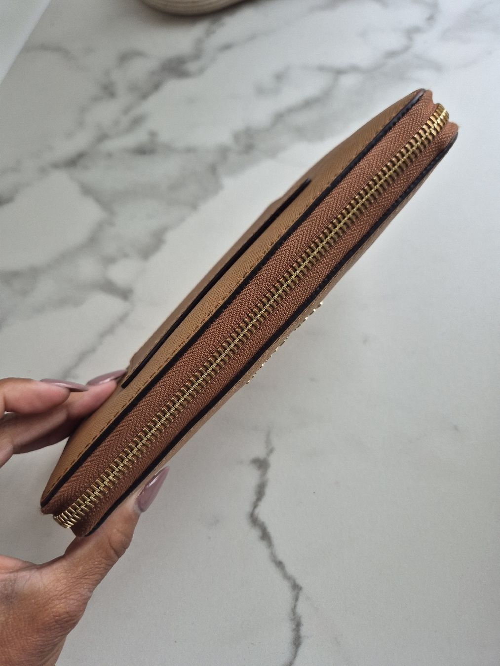 Michael Kors Portamonete: Michael Kors Jet Set Travel Wallet – Usato da Weisslingen venduto da Airgate 3