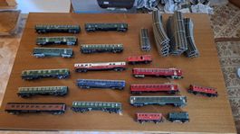 AC, DC, 18 Div. Wagen, 34 Piko A-Gleise mit Bettung lot.