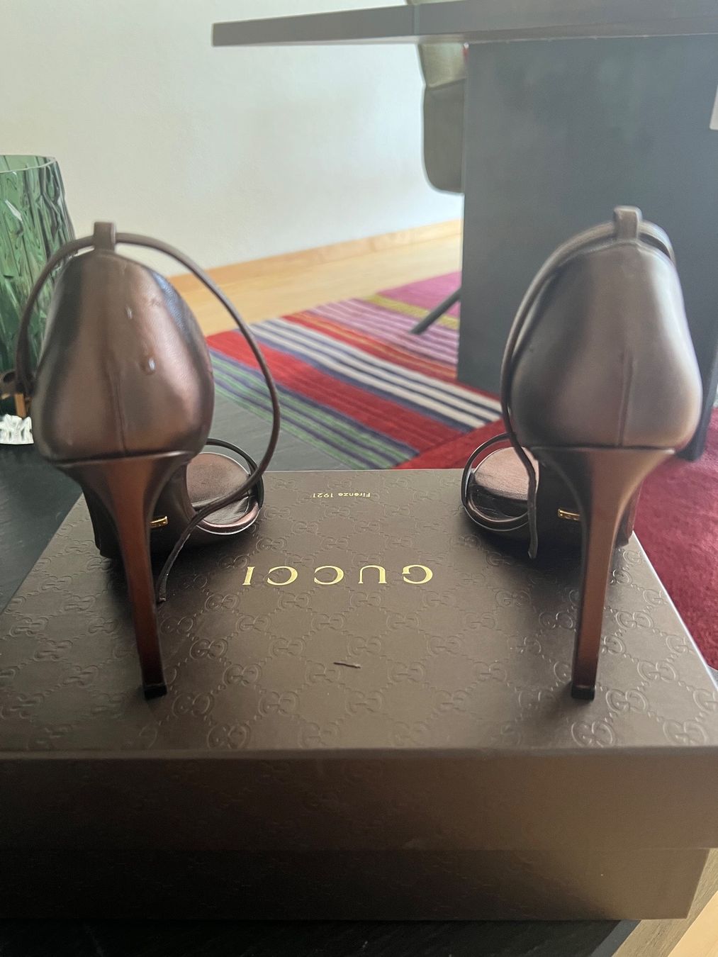 Gucci Scarpe da donna: Gucci sandals brown 36.5 – Usato da Thalwil venduto da 0041angel 1