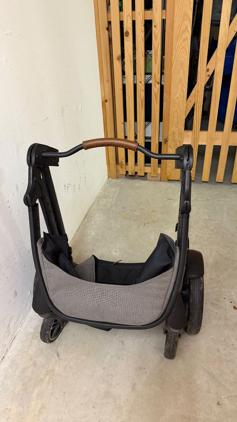 Nuna Carrozzine: Numa Demi Grow Kinderwagen - Set – Usato da Oberweningen venduto da mar_wtg5 1