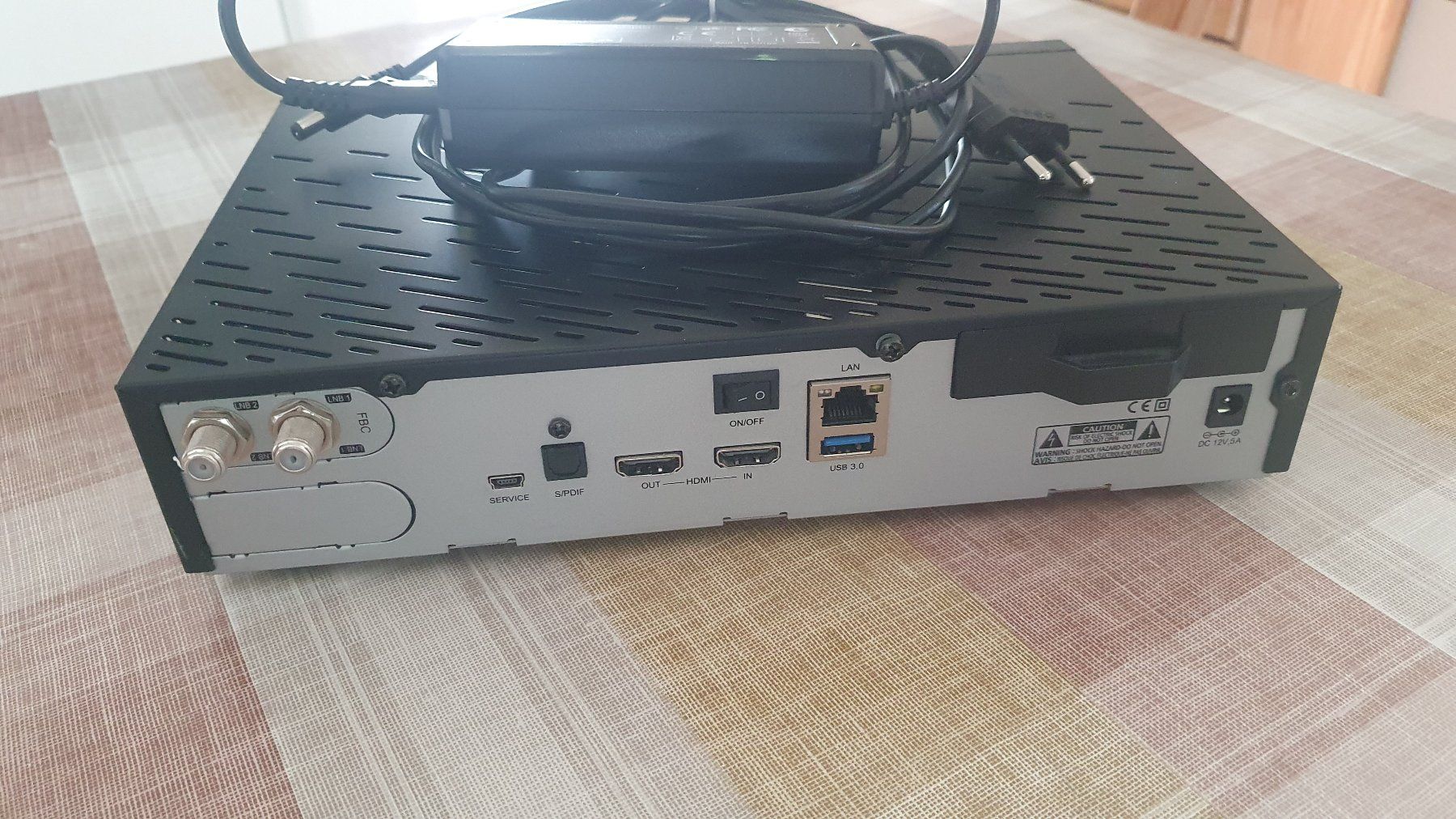 Récepteurs: Sat Receiver,  Dreambox DM 920 UHD 4K – Défectueux à Lützelflüh-Goldb par Eisvogel_60 1