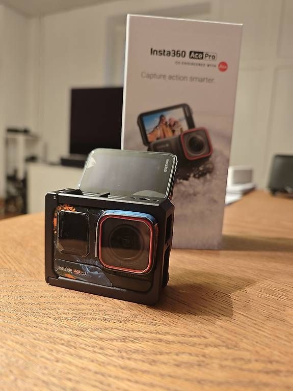 Insta360 Action Cam: Insta360 Ace Pro 8K  Neuwertig – Gebraucht aus Weesen von New-Level-Fitness 3