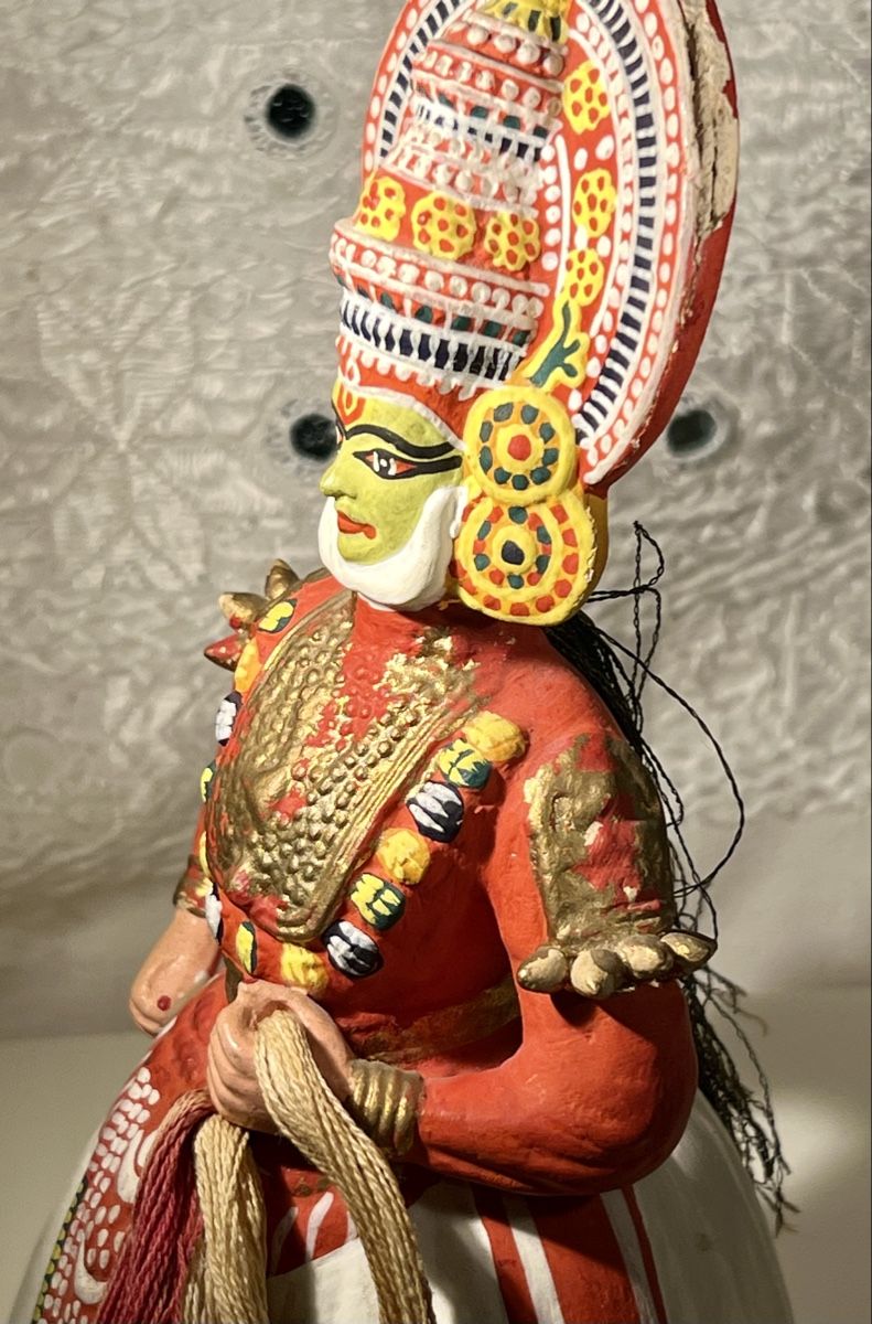 Statuette: Figurine Kathakali Vintage Unique Peinte  Main Inde – Usato da Genève venduto da DELIRBEADS 3