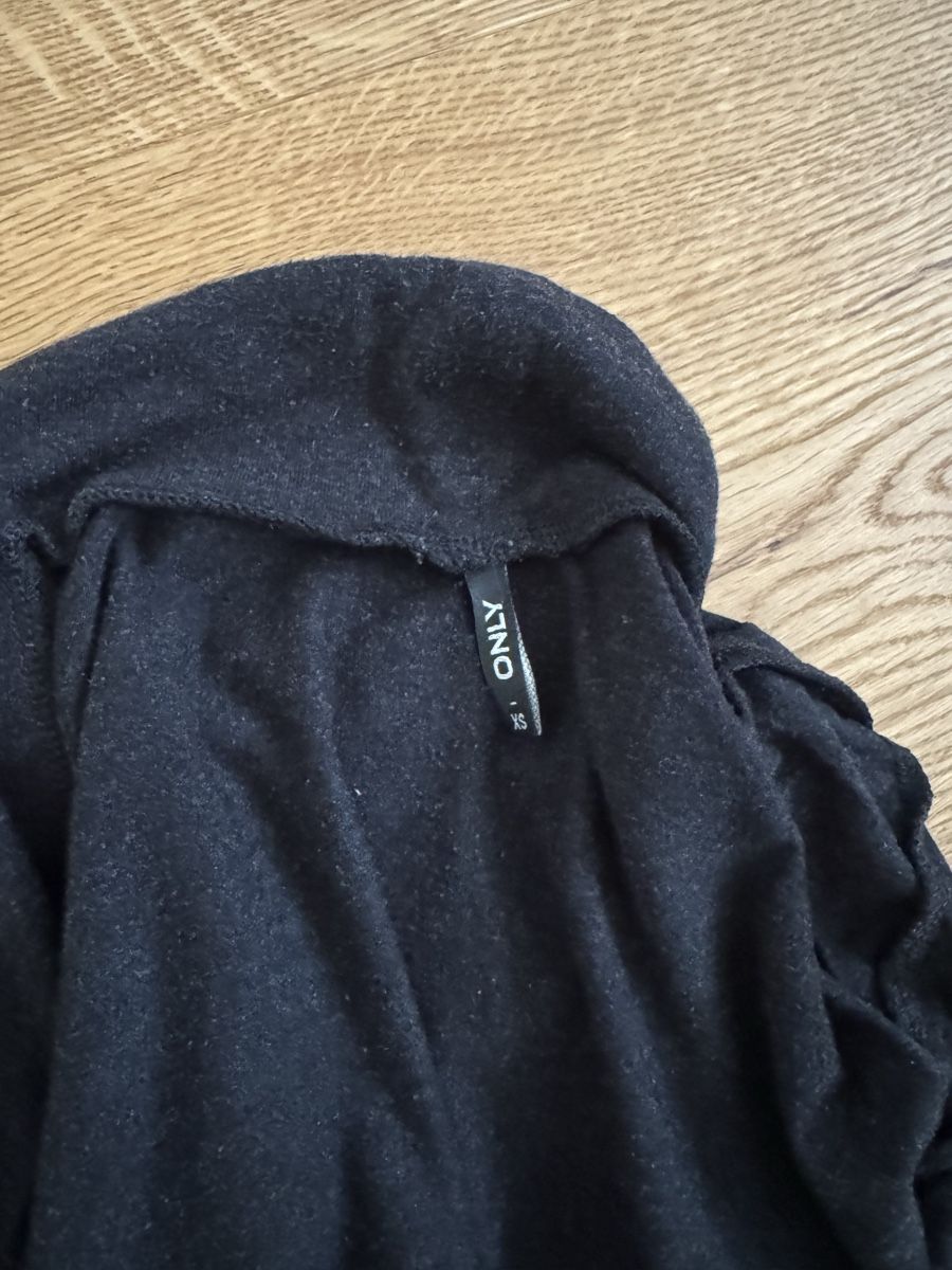 Only Pullover & Sweatshirts: ONLY Rollkragenpullover  – Gebraucht aus Rain von vsekruto 2
