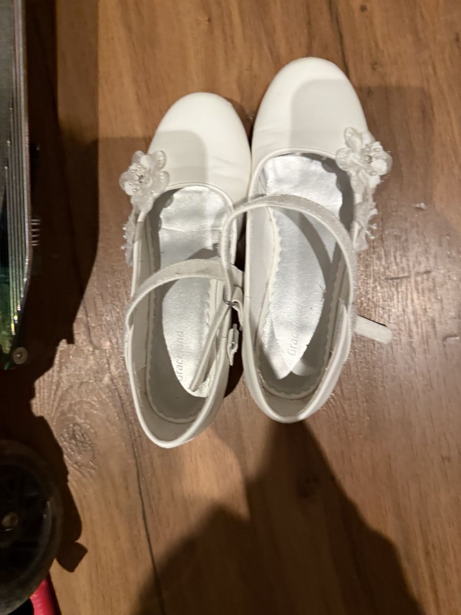 Schuhe für Mädchen: Schuhe – Gebraucht aus Rupperswil von ConradD