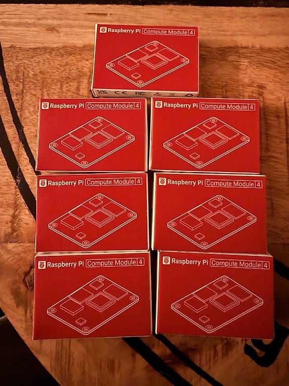 PC: Raspberry Pi Compute Modul 4 - 1GB RAM, Lite, WLAN – Usato da Zürich venduto da berchtizh 1