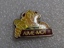 Ansteckpin 252: Aime Moi