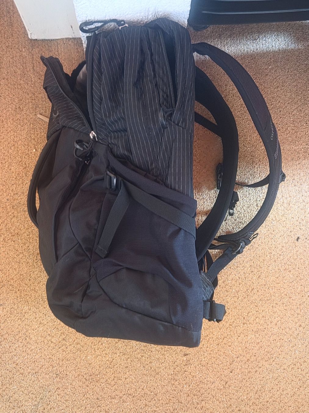 Osprey Zaini: Sac à dos Osprey Comet 30L - comme neuf – Usato da Prilly venduto da Lorrysa 1