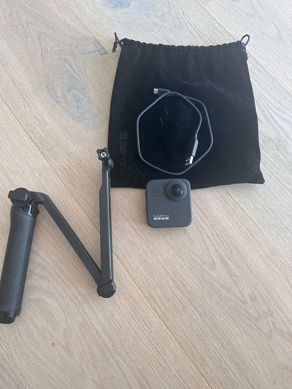 Gopro Action Cam: GoPro Max Actioncam – Gebraucht aus Vitznau von sza_rn99 2