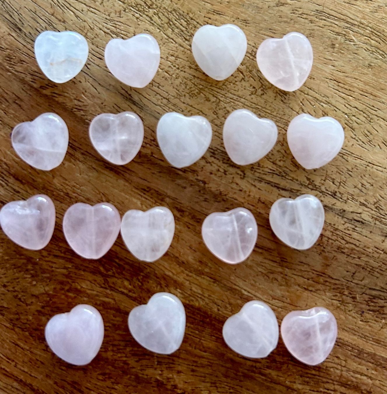 Perles (synthétiques): Bastelperlen Herz Rosequarz, 18 Stück – Neuf avec emballage d'origine à Geneve par vane267