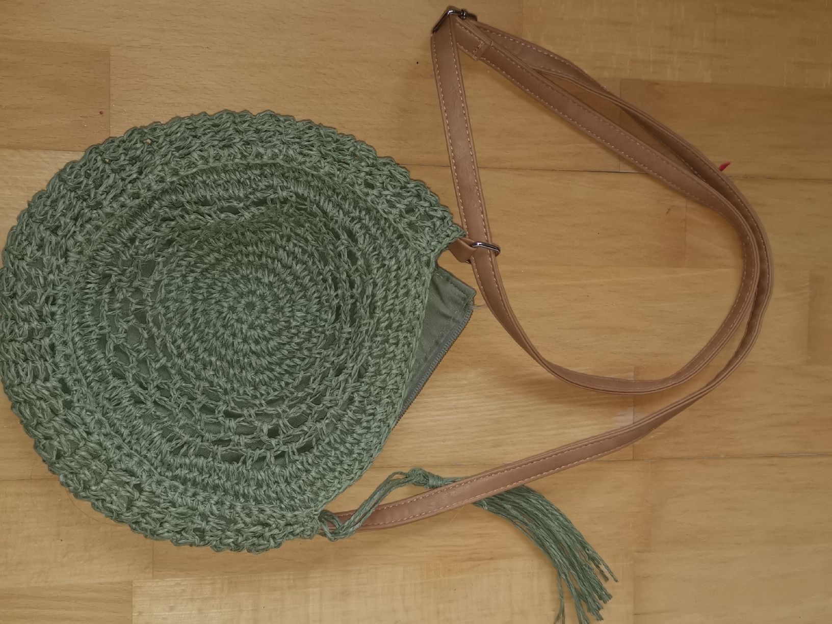 Sonstige Kleidung & Accessoires: Sac rond en osier vert d'été – Gebraucht aus La Corbaz von Emma22cj 2