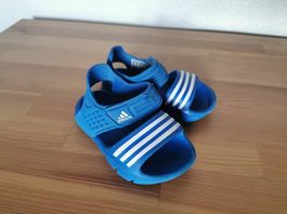 Sandales Adidas enfant EU23  Velcro Badeschuhe Sandali eau