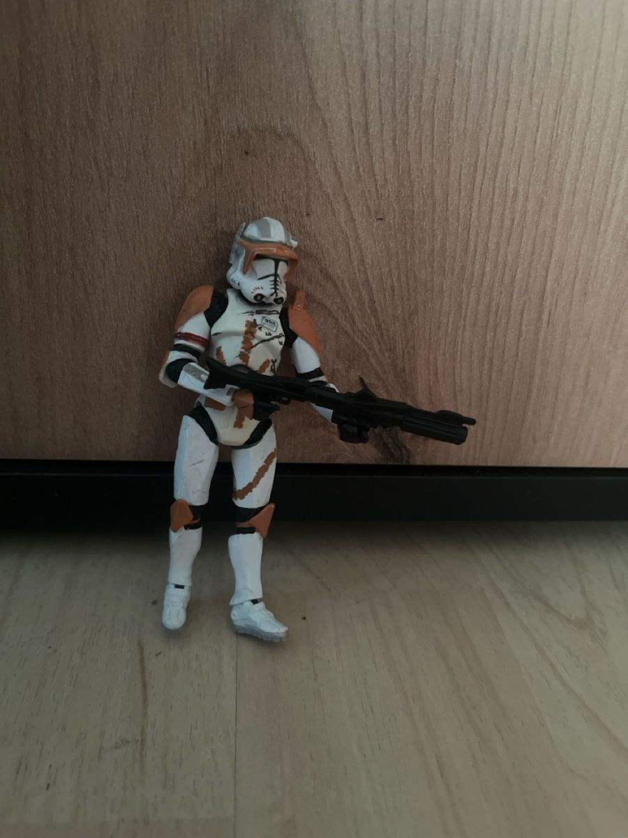 Star Wars Statuette: Star Wars Clone Trooper Figur weiss orange gebraucht – Usato da Lenzburg venduto da Spubu