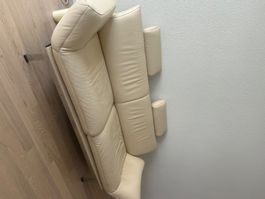 Elegantes Ledersofa Creme, 2-Sitzer, Design-Möbel für Ihr...