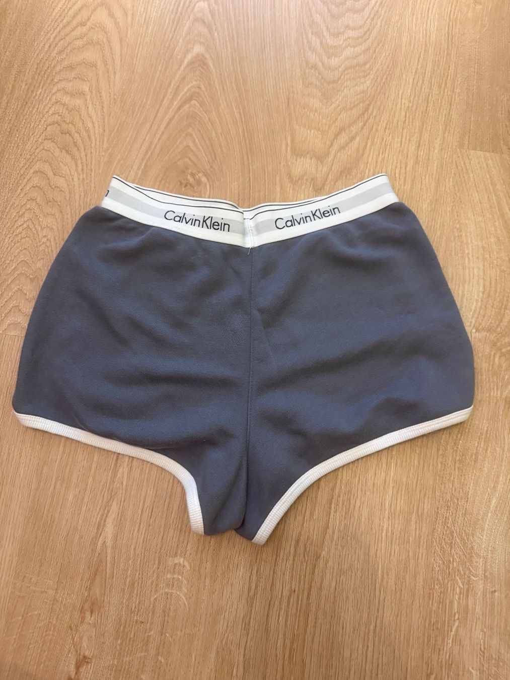 Calvin Klein Negligees & Pigiami: Calvin Klein Schlafshorts Grösse S – Usato da Zufikon venduto da SULMI02 1