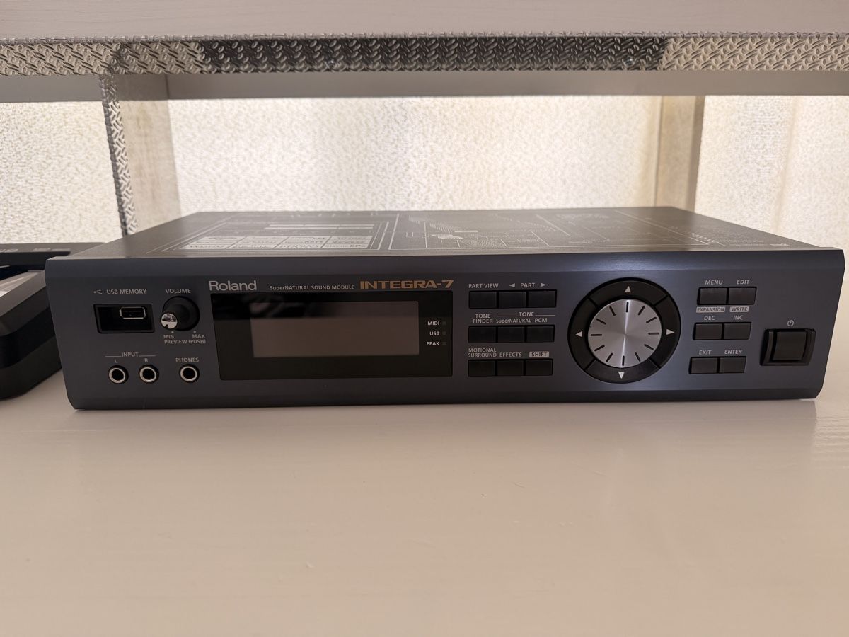 Roland Instruments de musique: ROLAND INTEGRA 7 – D'occasion à Goldach par Spheric
