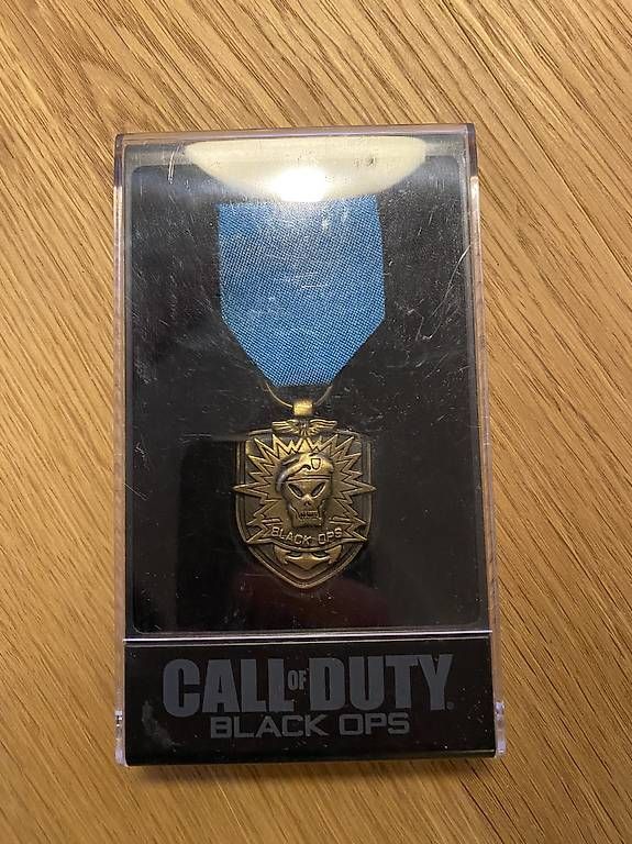 Giochi: Call of Duty Medaille – Usato da Zürich venduto da Zubi011