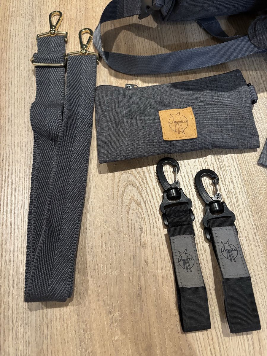 Lässig Sacs & sacs à dos: Lässig Wickeltasche grau – D'occasion à Siebnen par nicole.stillman 3