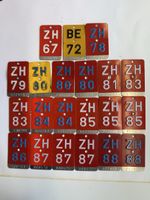 21 Stück alte Velonummern ab 67 bis 88