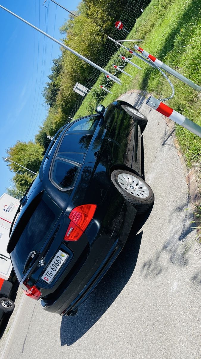 BMW Autos: Bmw 320d – Défectueux à Frauenfeld par Probieren22 3