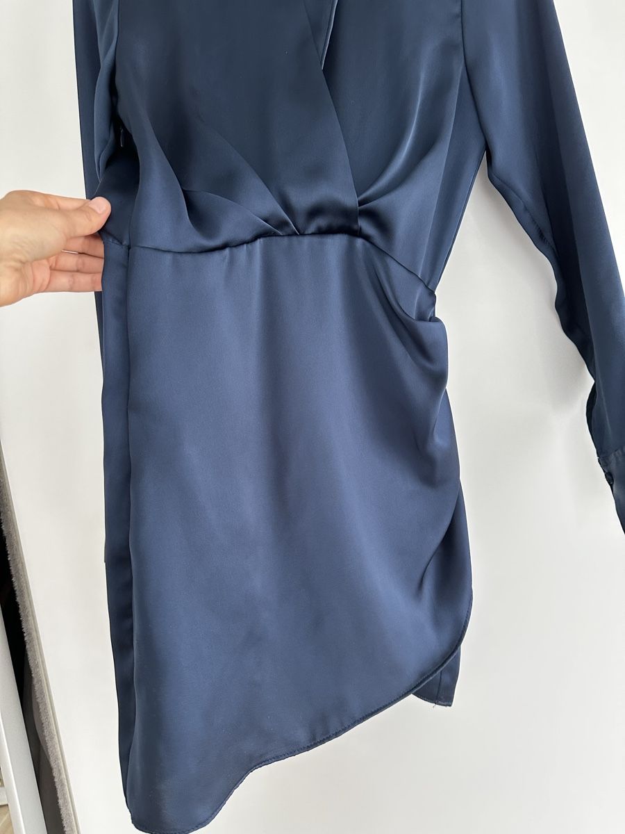 Zara Vestiti: Robe en satin navy blue Zara 34 – Nuovo (secondo la descrizione) da Wohlenschwil venduto da Raptor2310 2
