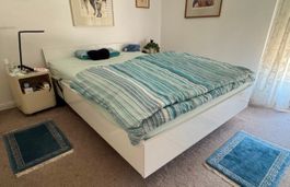 Elektrisch verstellbares Seniorenbett