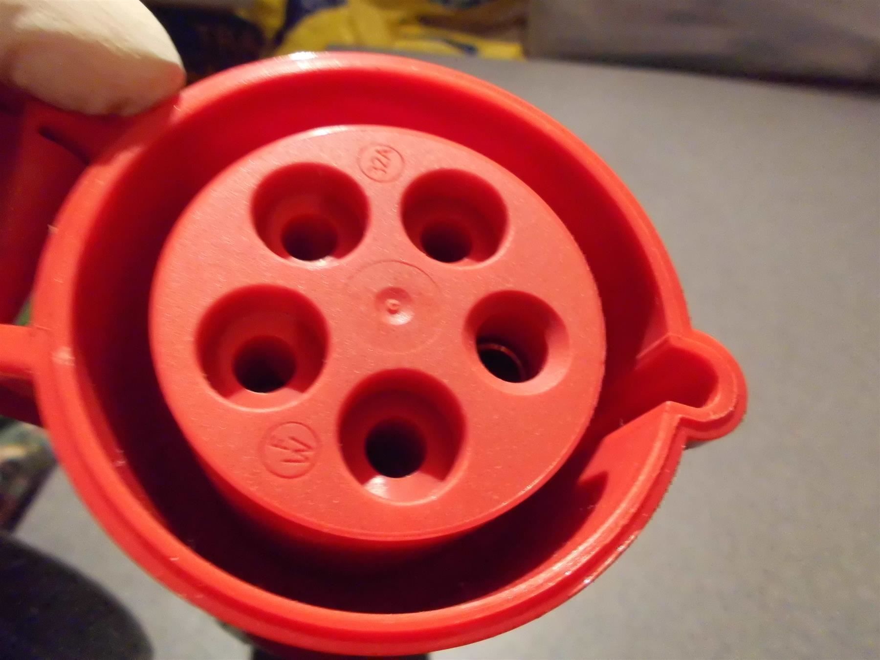 Elettrotecnica: Kupplung/Stecker Walther, Type 330 IP 44 – Usato da Zürich venduto da Motzkuh 3