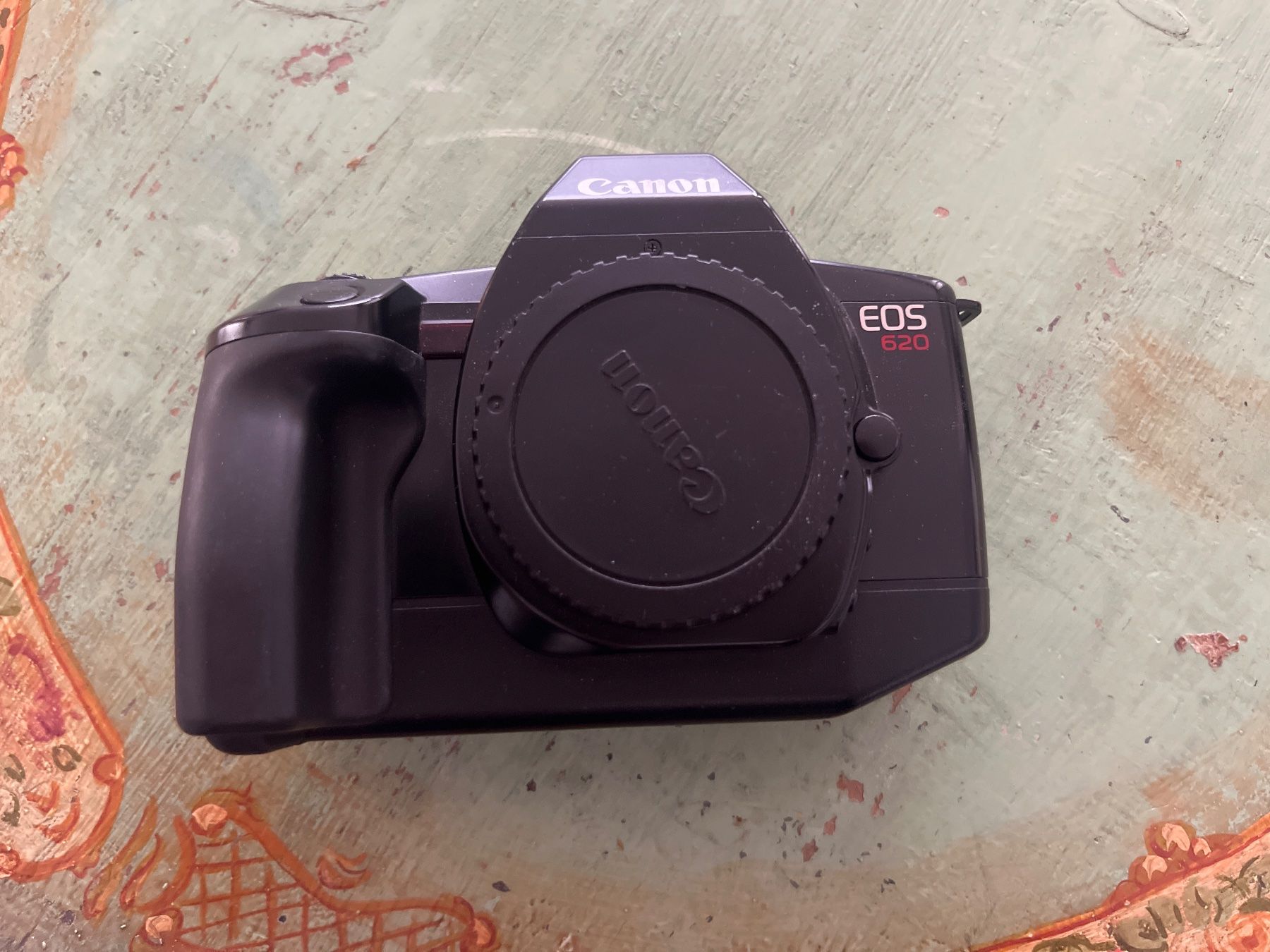 Fotocamera: Canon EOS 620 Vintage camera – Difettoso da Chiasso venduto da AzenYa