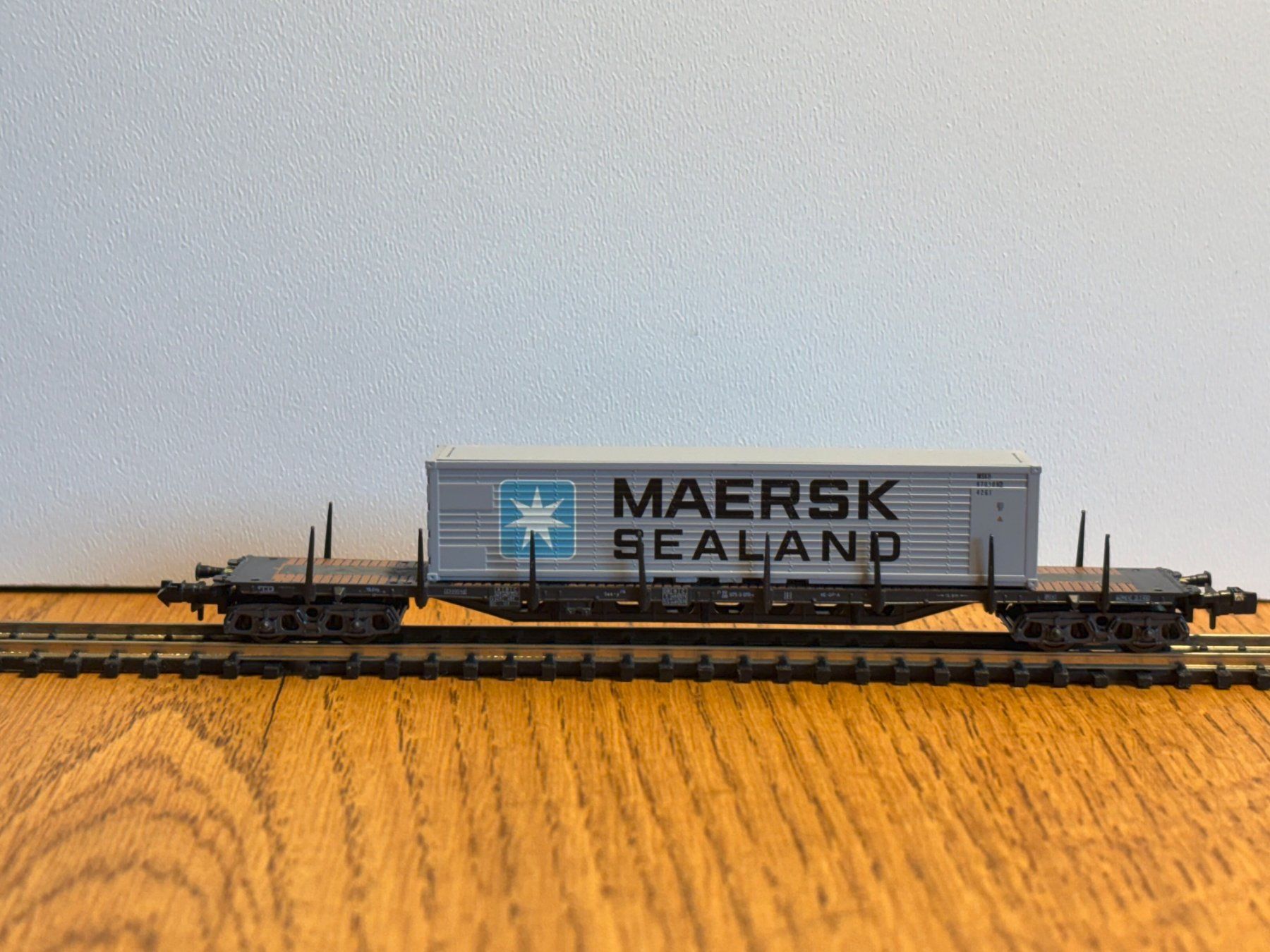 Modellini di ferrovie: L2420: Containerwagen (Spur N) – Usato da Birsfelden venduto da Birs_25 1