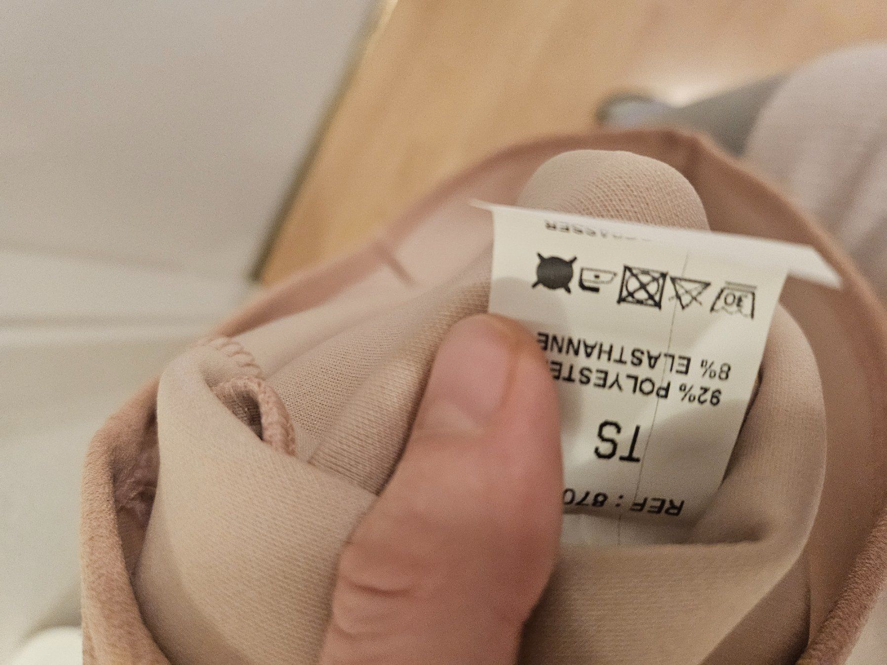 Vestiti: Kleid mit Bubikragen – Usato da Kefikon TG venduto da Livline 2