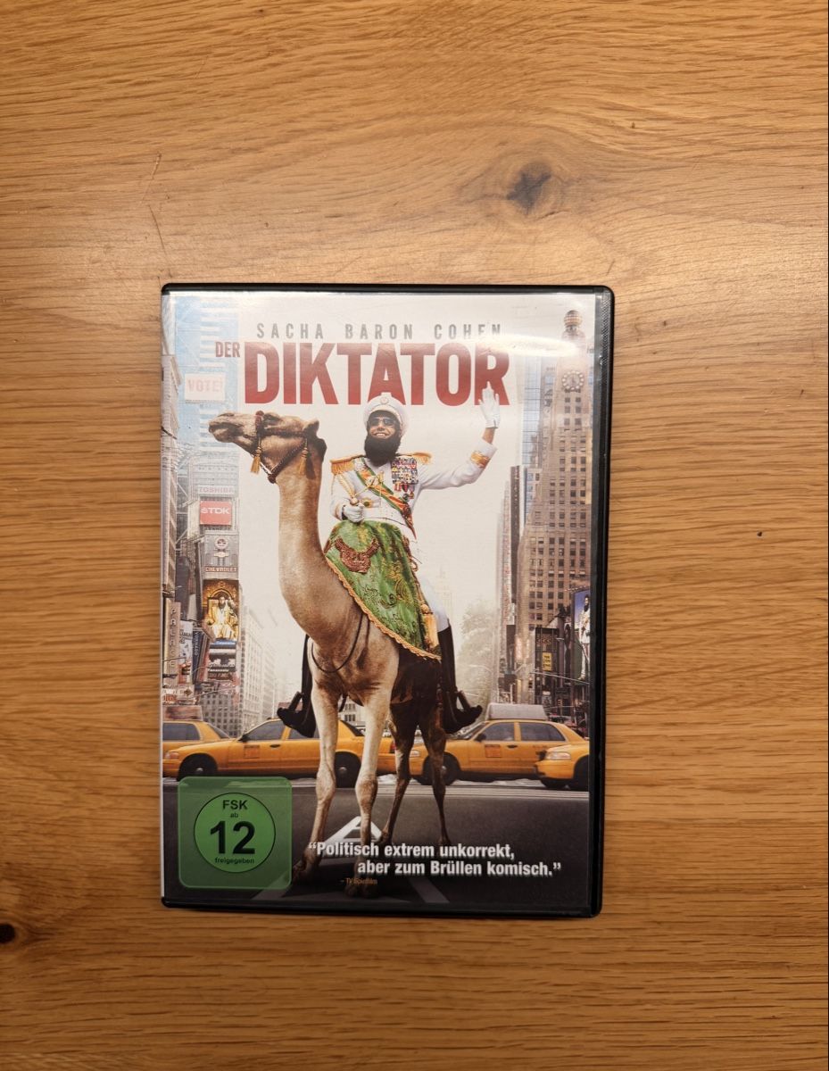 Tutti i DVDs: DVD - Der Diktator – Nuovo (secondo la descrizione) da Büsserach venduto da hua_1993