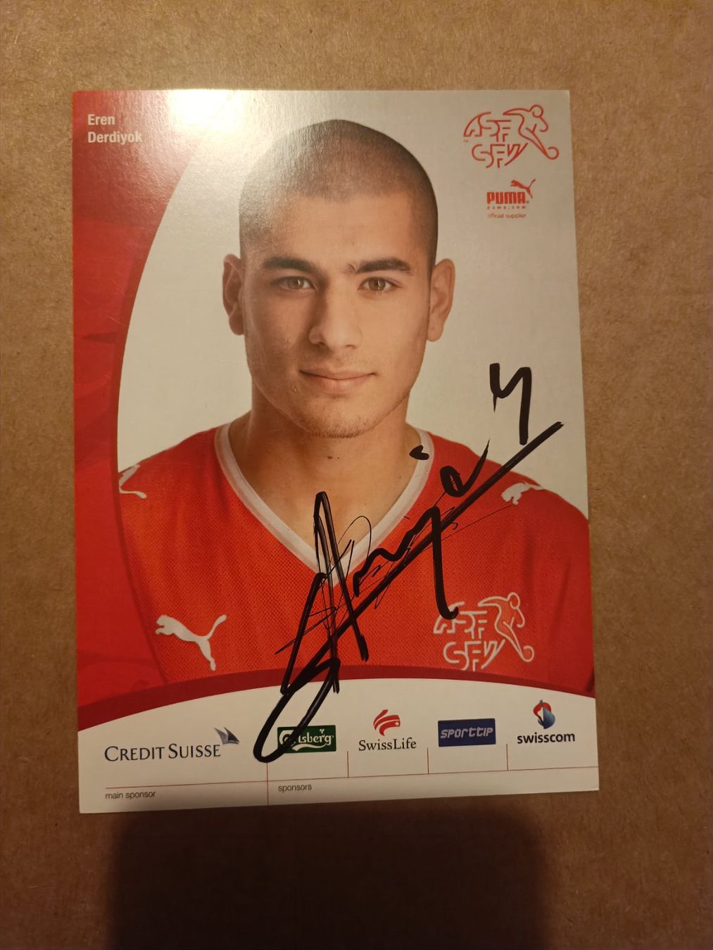 Autografi: Eren Derdiyok - handsigniert SFV Karte – Usato da Menziken venduto da Artographs