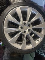Tesla Model S 21 Zoll Performance Felgen