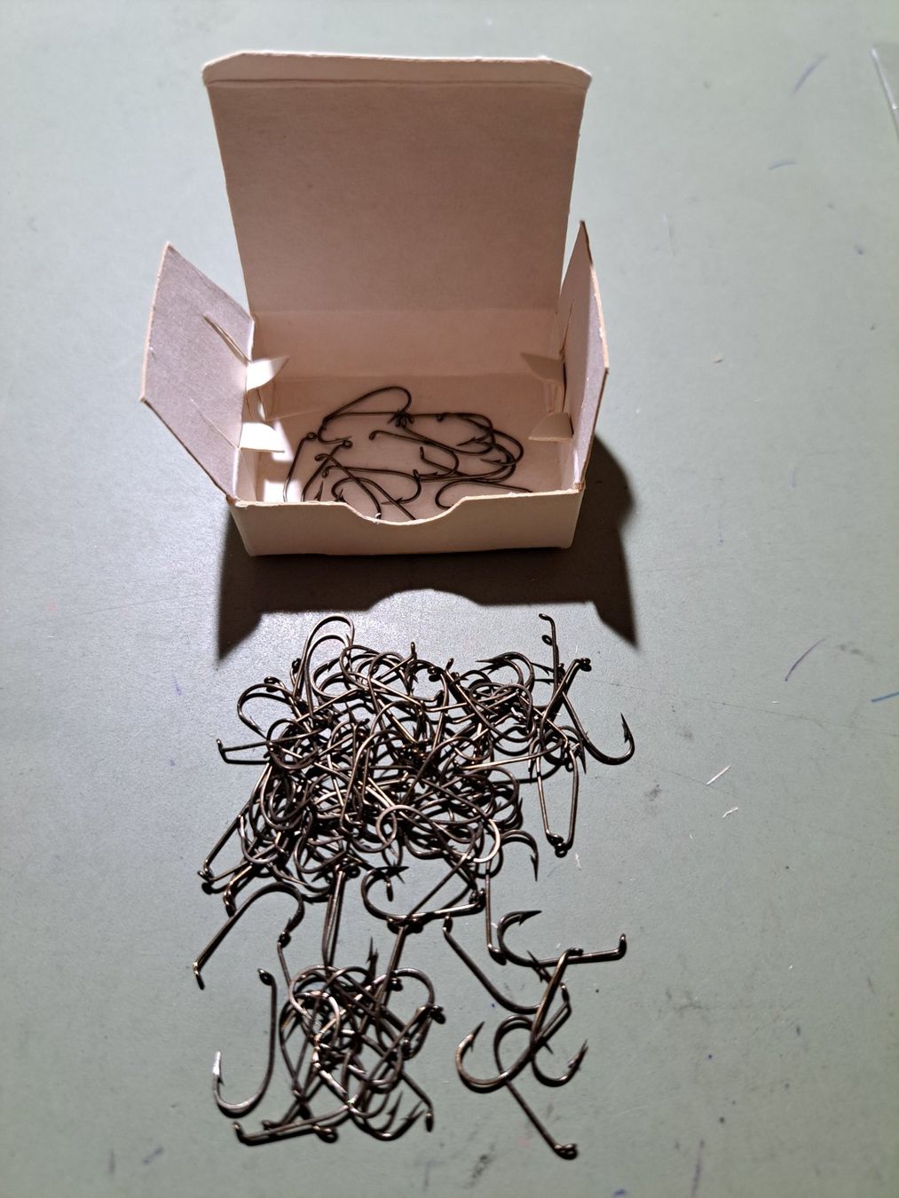 Ami: 100 Mustad 539 E N° 11 – Nuovo e nell'imballaggio originale da Fribourg venduto da versus702 1