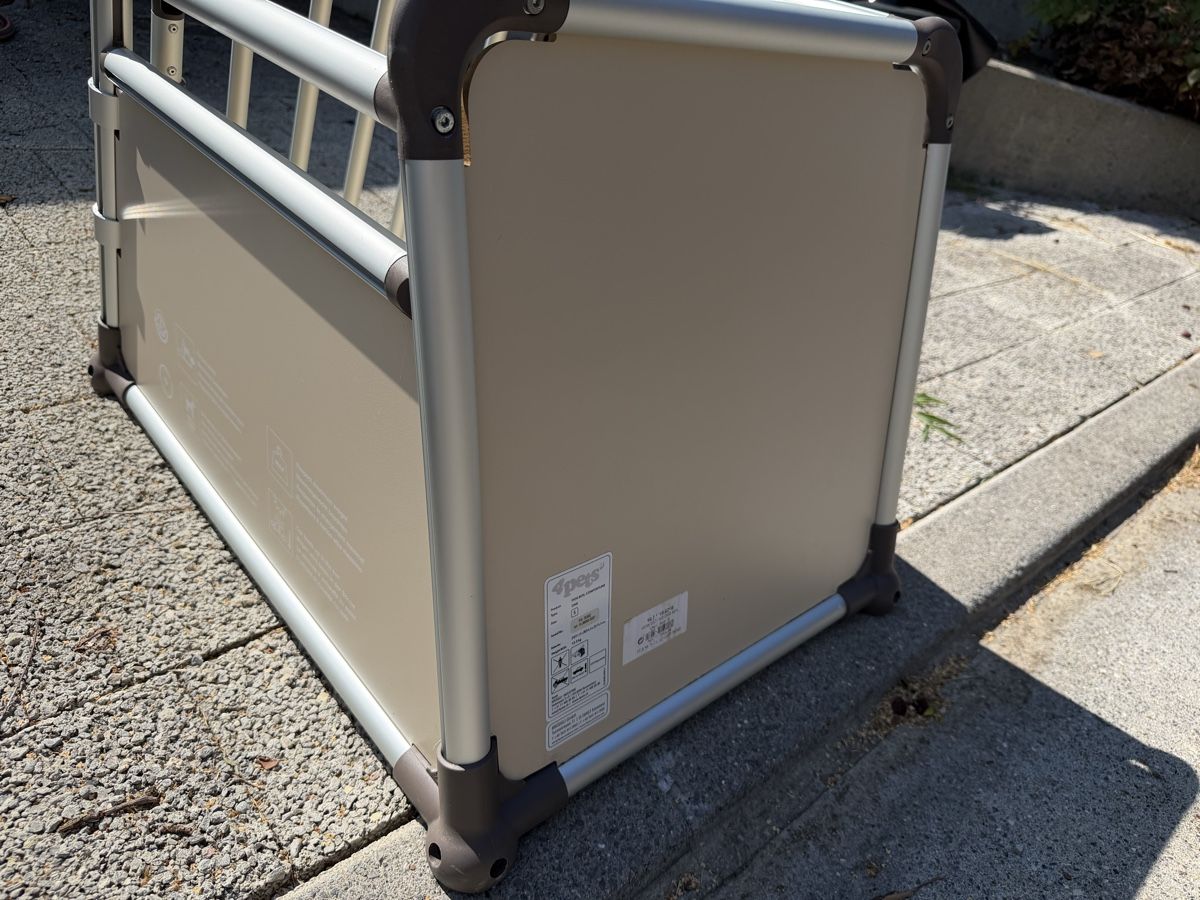 4pets Gabbie, trasporto & Sicurezza: 4pets Hundebox Grösse S Aluminium Beige – Usato da Ennetmoos venduto da Raragon 4