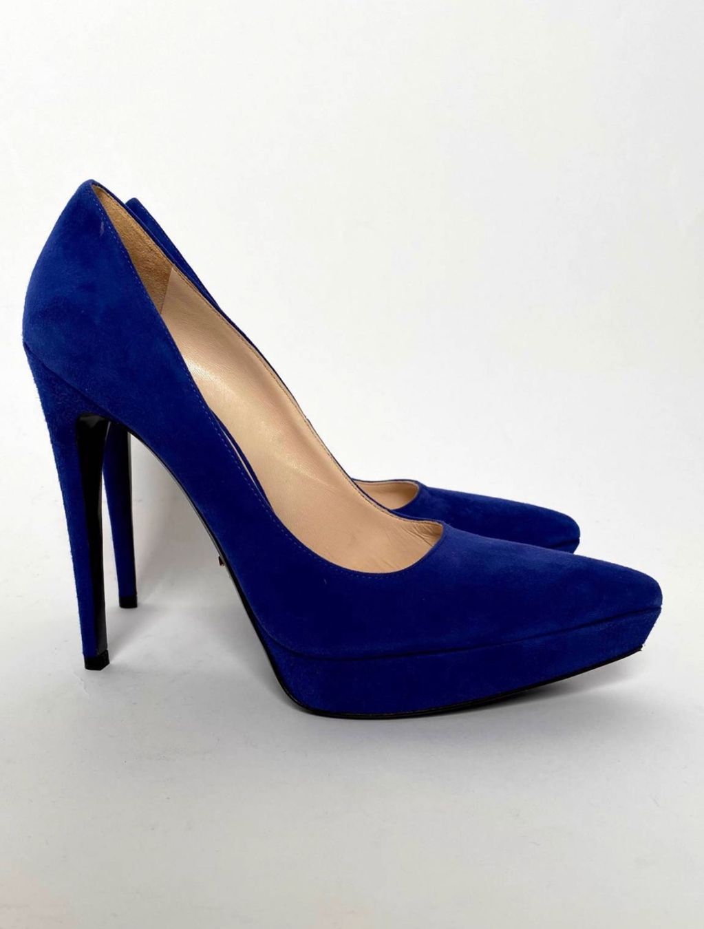 Prada Scarpe da donna: Escarpins Prada 37,5 – Nuovo (secondo la descrizione) da La Neuveville venduto da ste_rk86 1