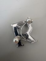 Broche avec perles et feuilles argenté