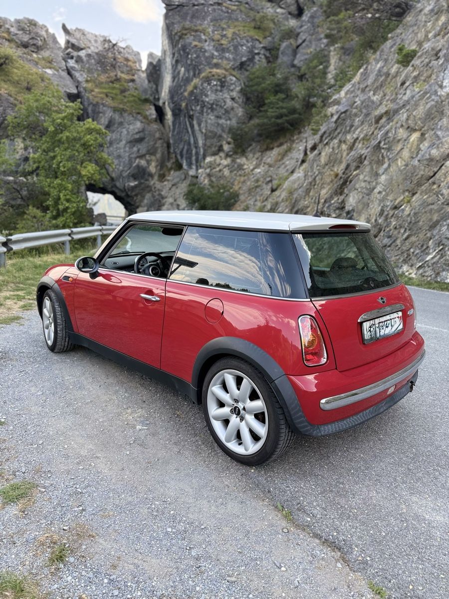 Mini Autos: Mini Cooper 1.6 frisch MFK  – D'occasion à Susten par Carlos_Sousa_89 2