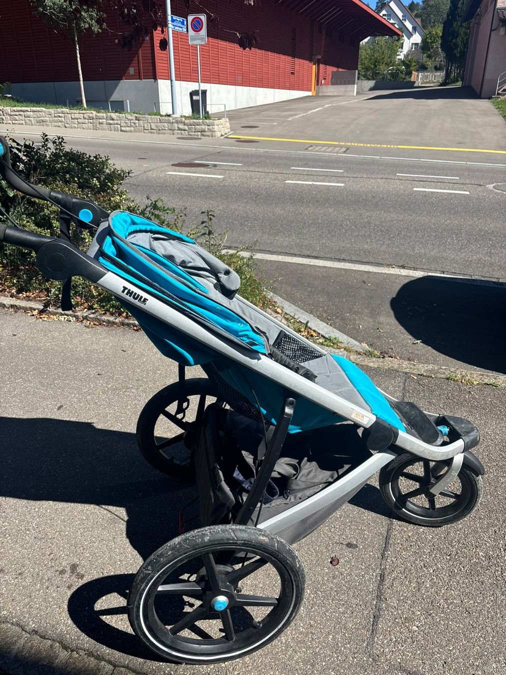 Thule Carrozzine: Thule Urban Glide Kinderwagen – Usato da Meilen venduto da Tingaling627 1