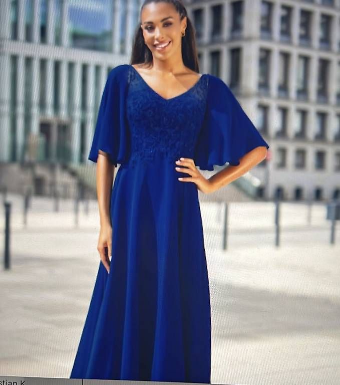 Vestiti: Abendkleid Plussize  – Usato da Winterthur venduto da Anjarys 4