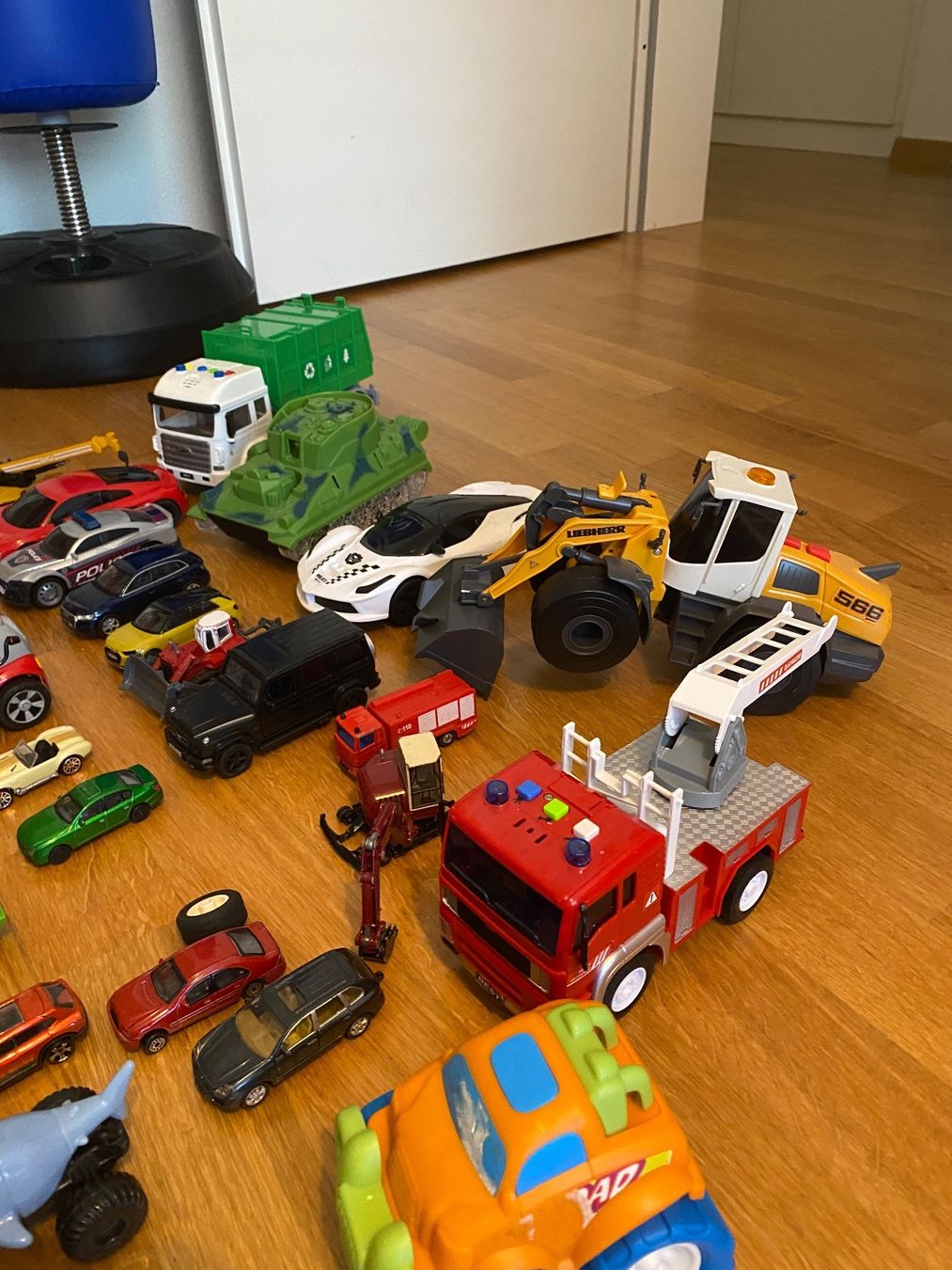 Giocattoli: Autos zum spiele – Usato da Winterthur venduto da Baby117 4