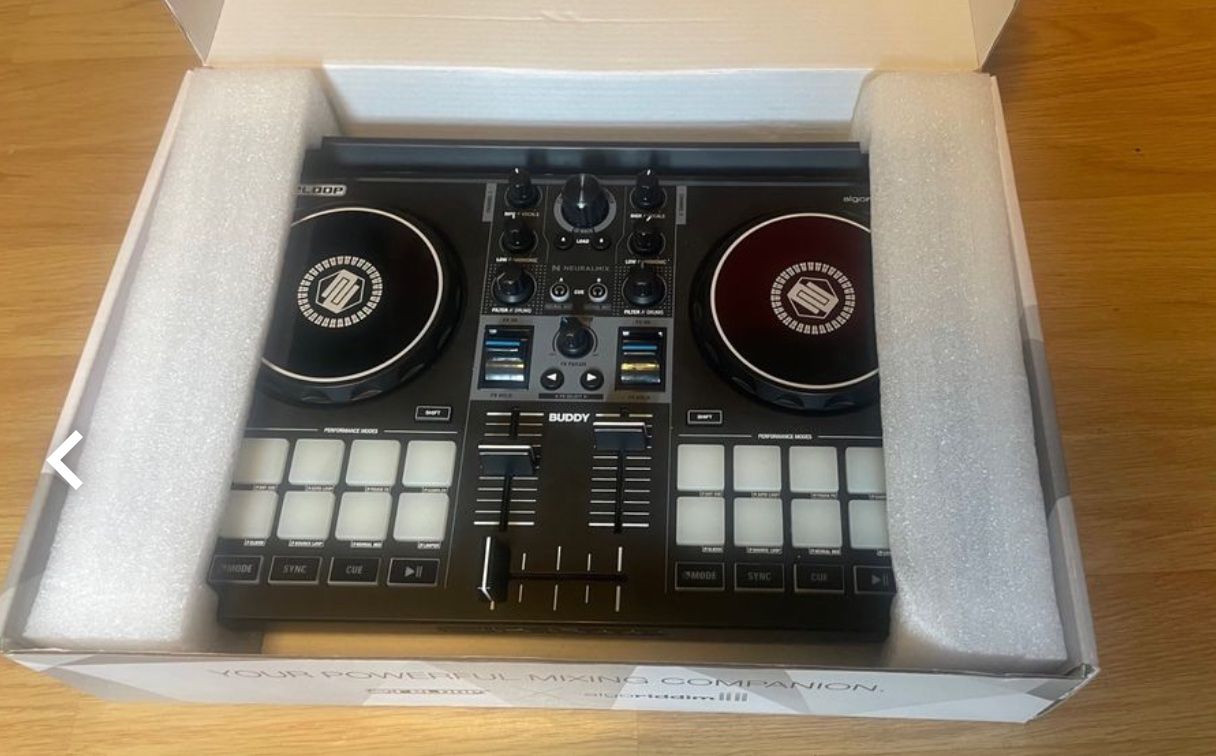 Reloop Platines de mixage: Reloop Buddy DJ-controller – D'occasion à Oberentfelden par philixxx 1
