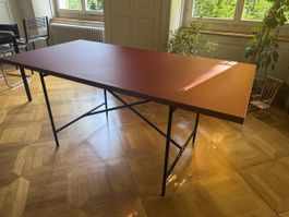Eiermann 2 Design-Tisch – Bordeauxrot Linoleum – 160 × 80 c